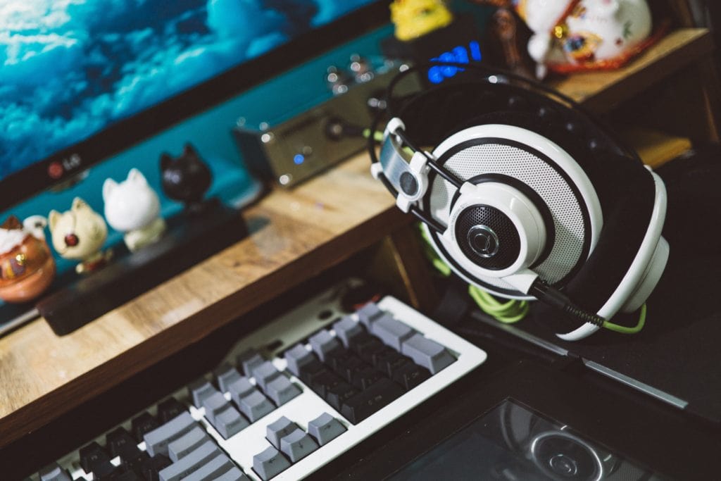 Best gaming headsets under 100 dollars